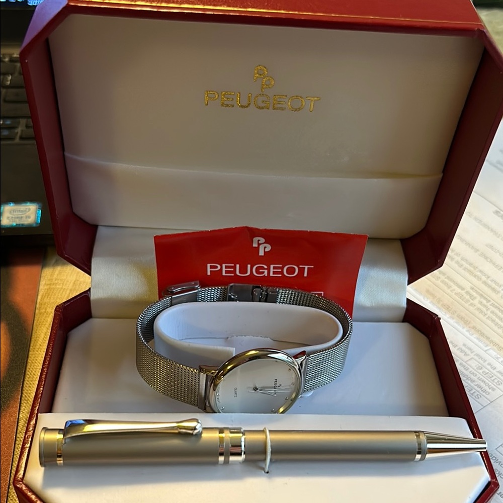 Peugeot Vtg Men’s watch mesh silvertone band stainless steel back/pen set